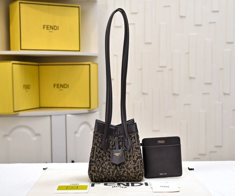 Fendi Shopping Bags 4220D-0102