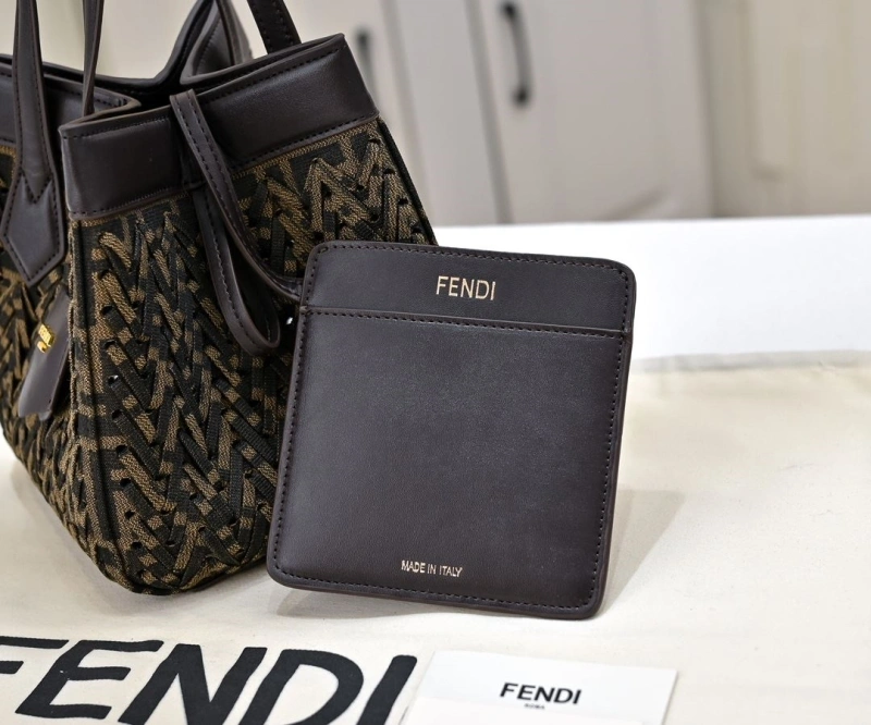 Fendi Shopping Bags 4220D-0102