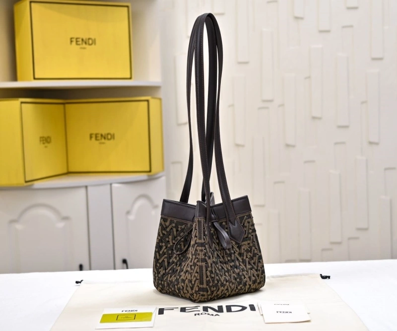 Fendi Shopping Bags 4220D-0102
