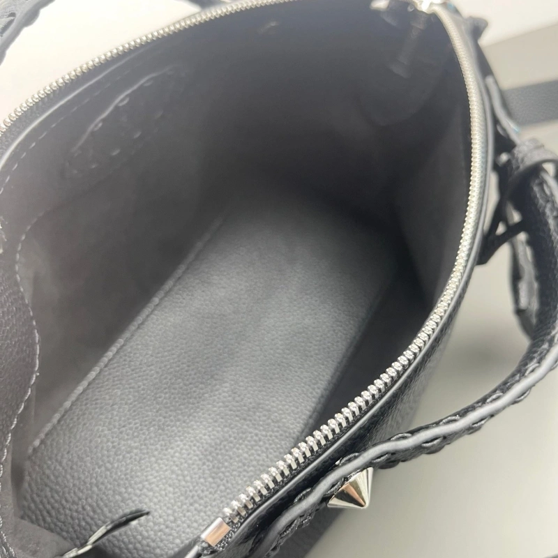 Fendi Top Handle Bags 4220D-0131