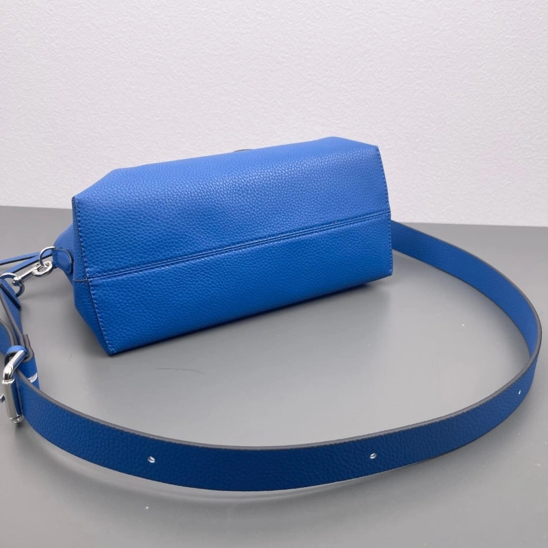 Fendi Top Handle Bags 4220D-0134