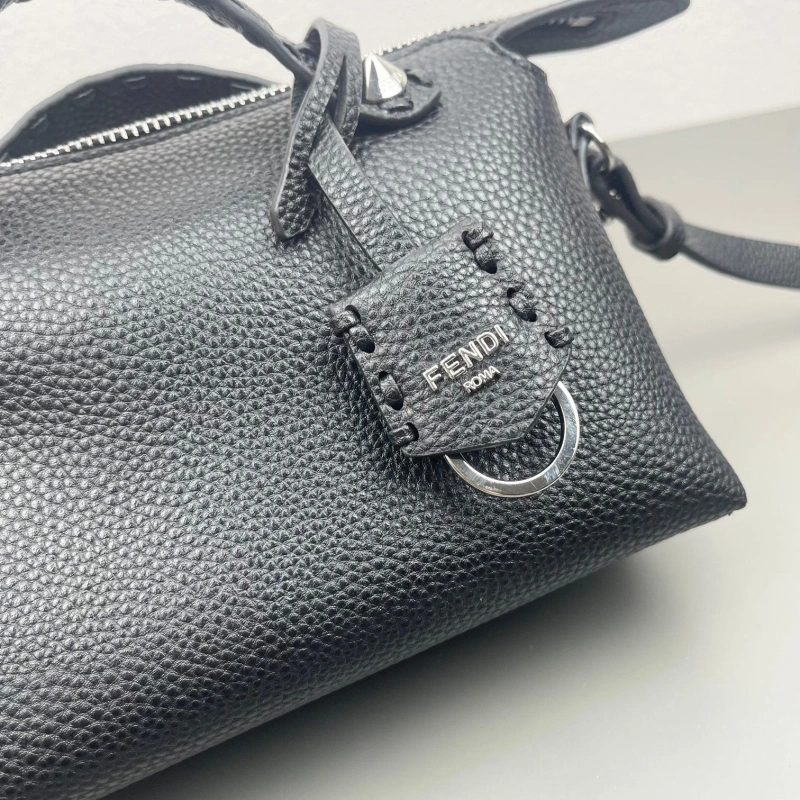 Fendi Top Handle Bags 4220D-0135