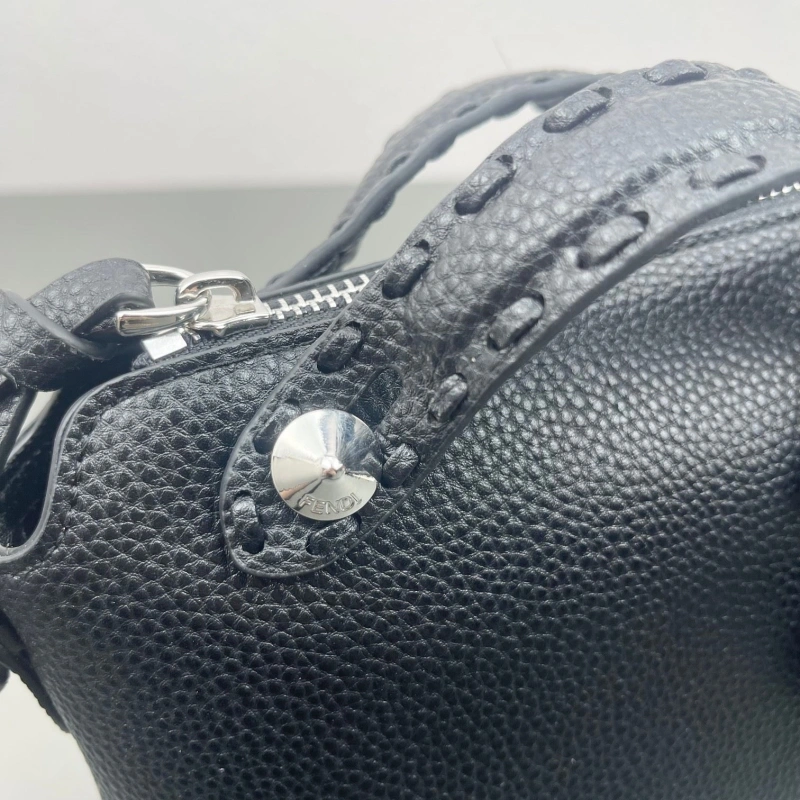 Fendi Top Handle Bags 4220D-0135