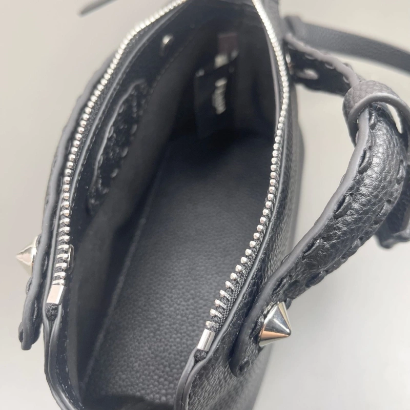 Fendi Top Handle Bags 4220D-0135