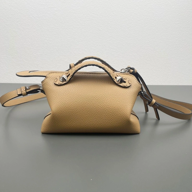 Fendi Top Handle Bags 4220D-0136