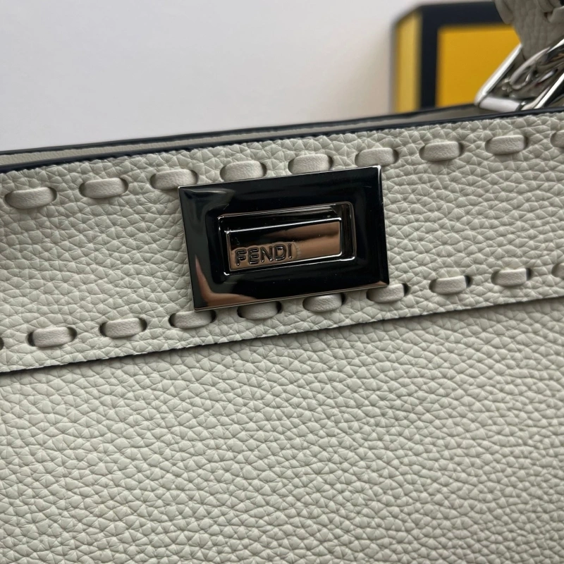 Fendi Top Handle Bags 4220D-0142