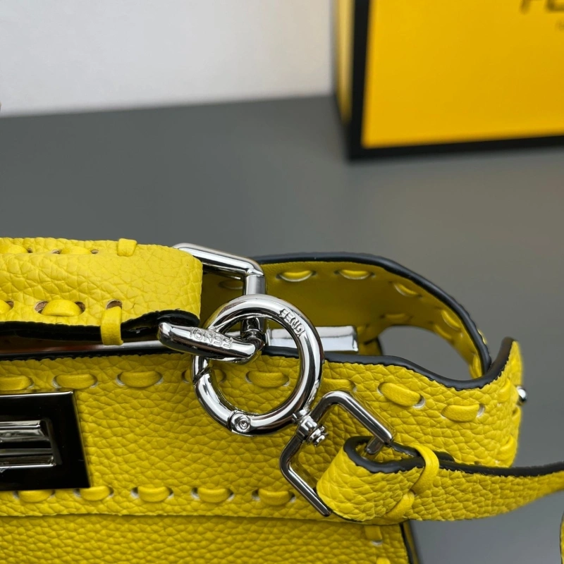 Fendi Top Handle Bags 4220D-0143