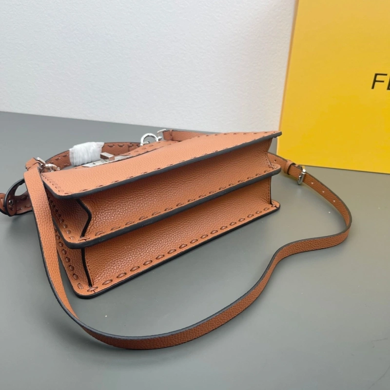 Fendi Top Handle Bags 4220D-0145