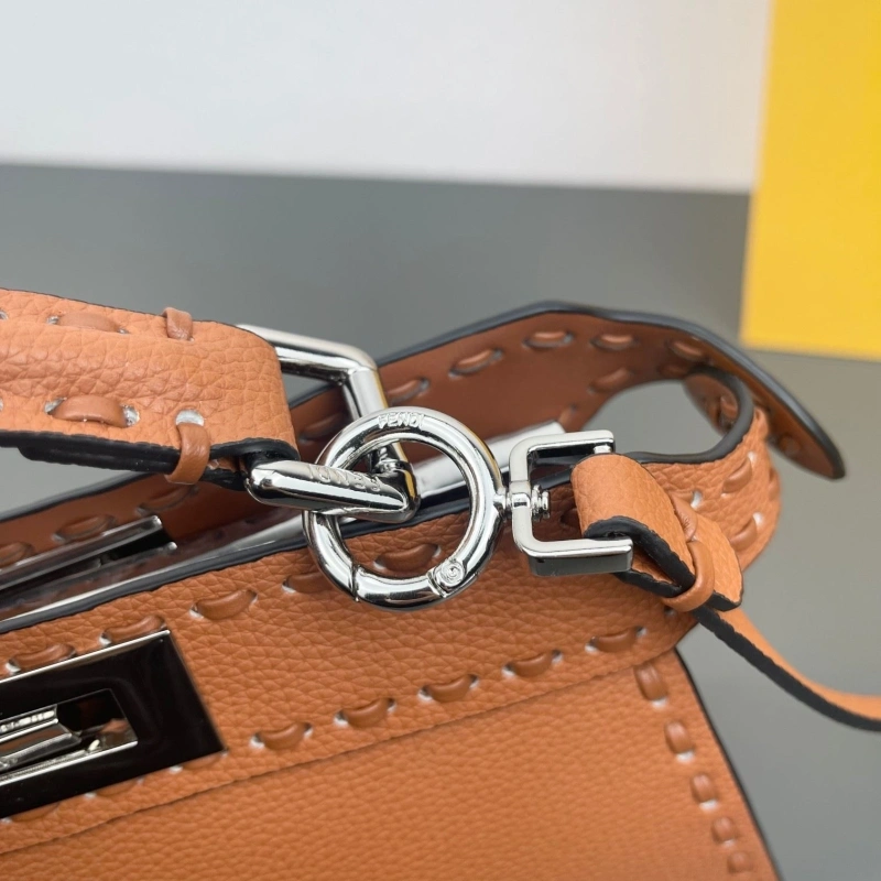 Fendi Top Handle Bags 4220D-0145