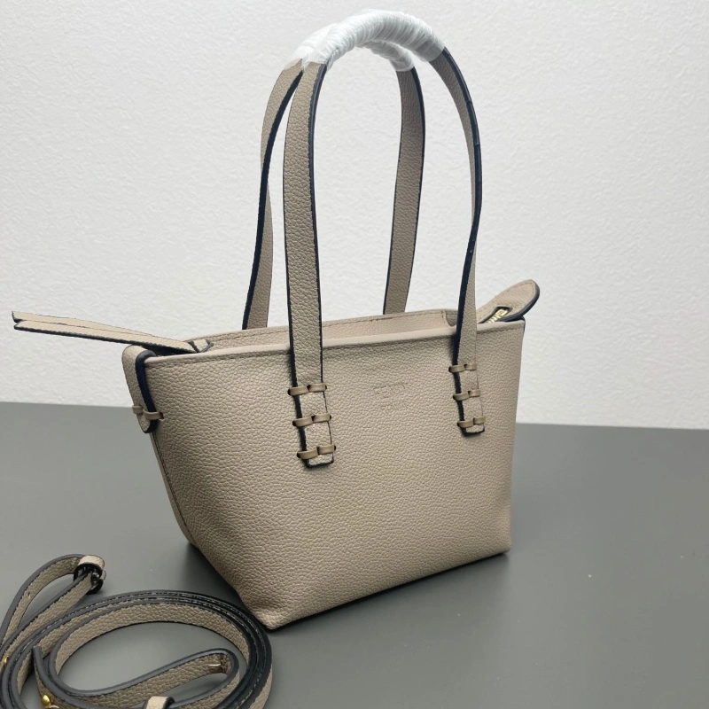 Fendi Shopping Bags 4220D-0153