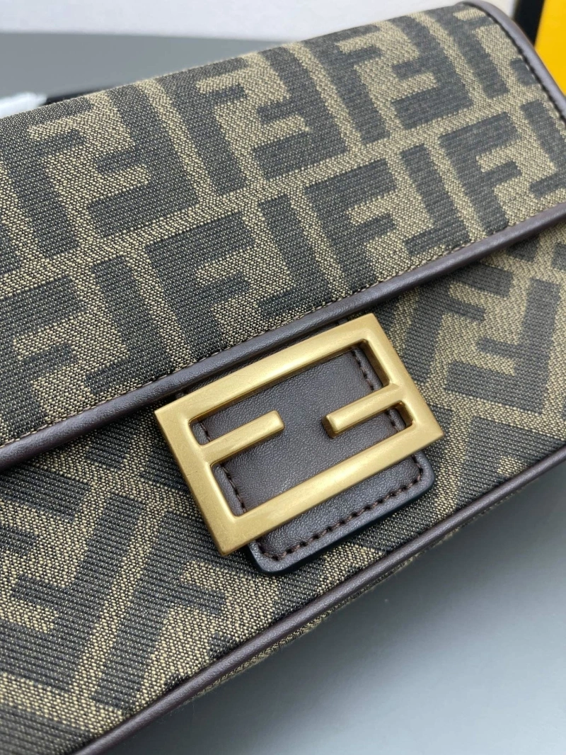 Fendi Top Handle Bags 4220D-0154