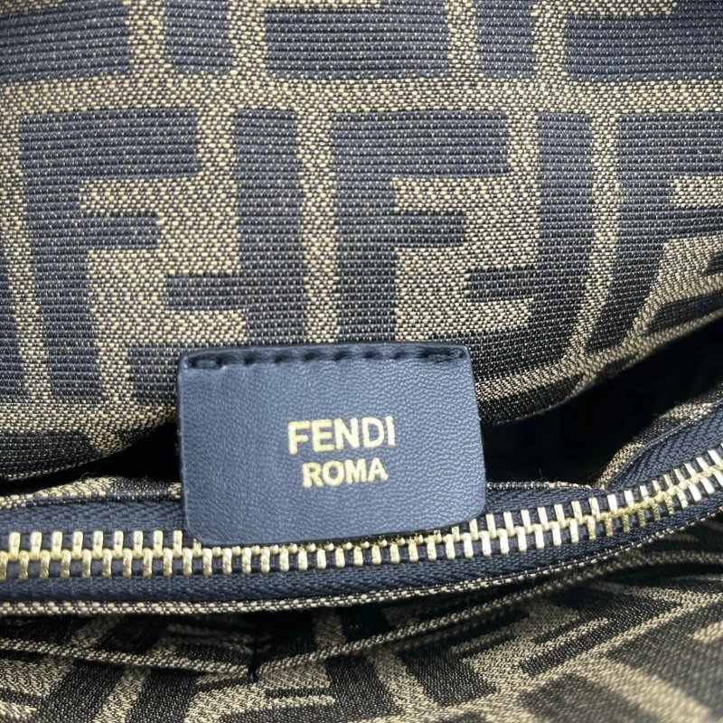 Fendi Top Handle Bags 4220D-0158
