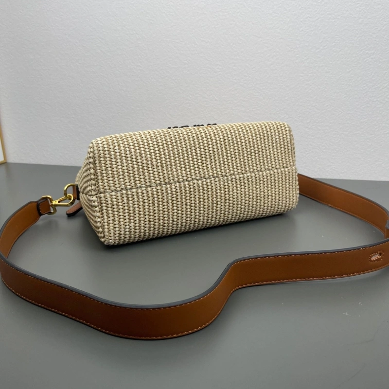 Fendi Top Handle Bags 4220D-0159