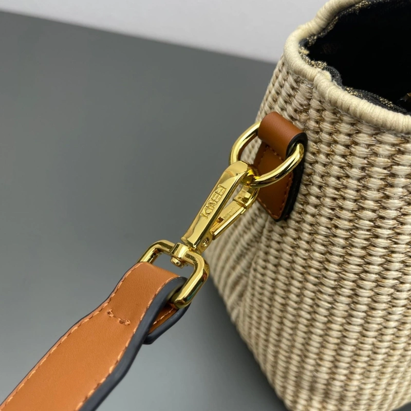 Fendi Top Handle Bags 4220D-0159