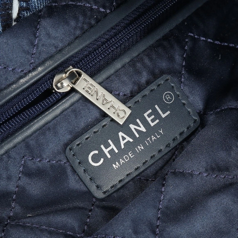 Chanel Gabrielle Bags 4220D-0234