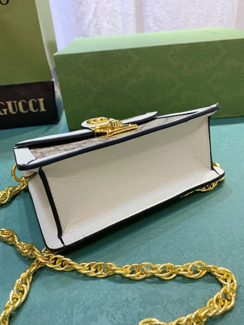 ucci Top Handle Bags 4220D-0323