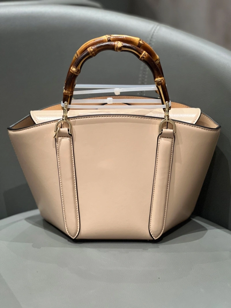 Gucci Shopping Bags 4220D-0327