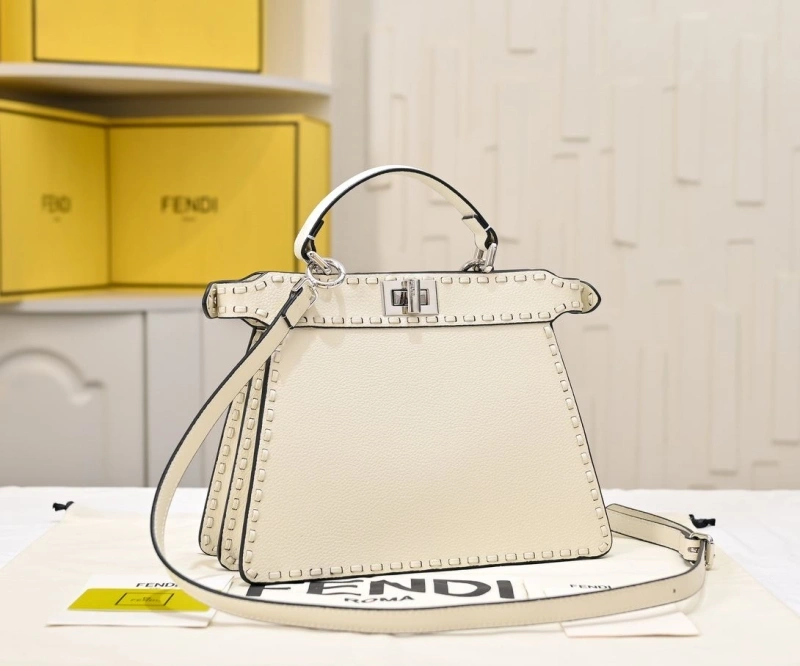 Fendi Top Handle Bags 4220D-0379