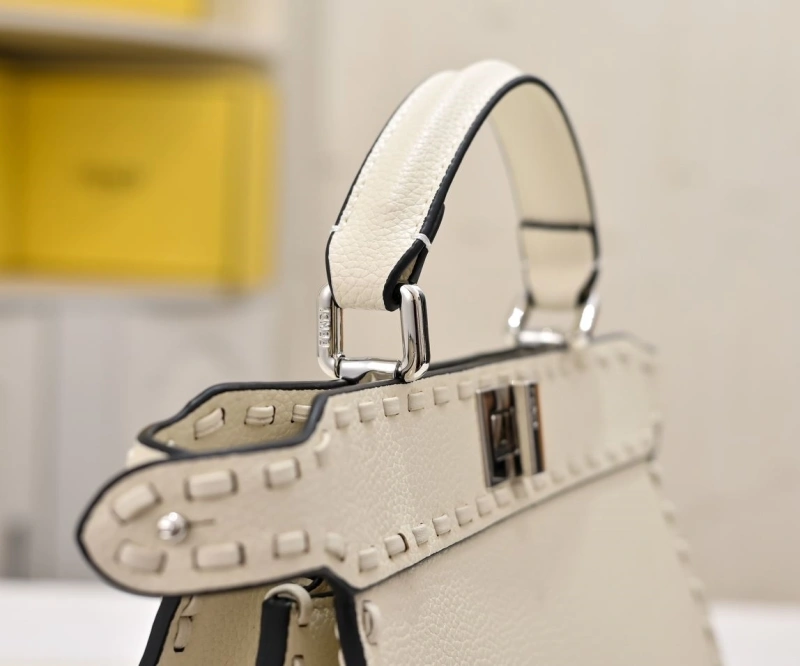 Fendi Top Handle Bags 4220D-0379