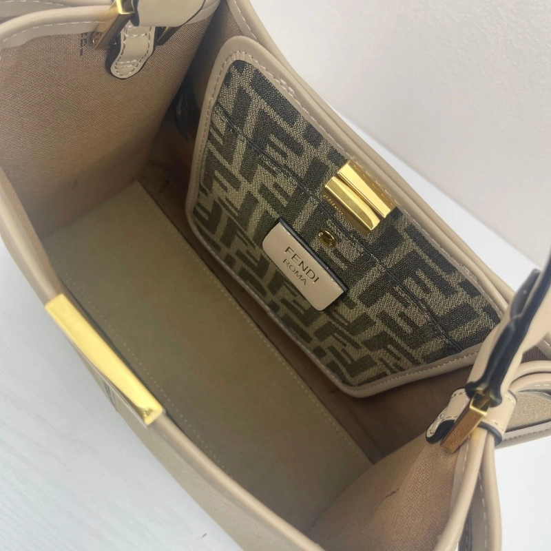 Fendi Top Handle Bags 4220D-0482