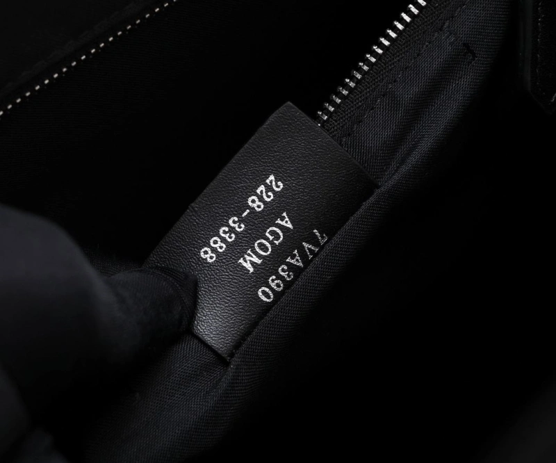 Fendi Shopping Bags 4220D-0497