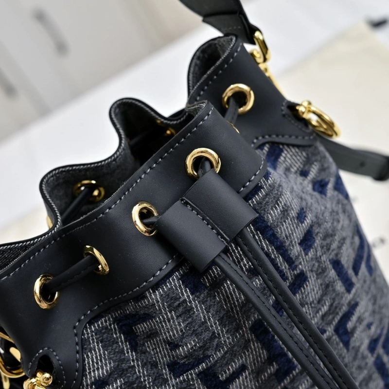Fendi Bucket Bags 4220D-0500