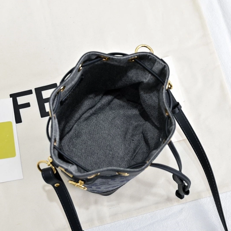 Fendi Bucket Bags 4220D-0500