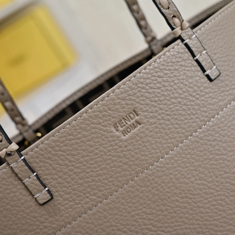 Fendi Shopping Bags 4220D-0506
