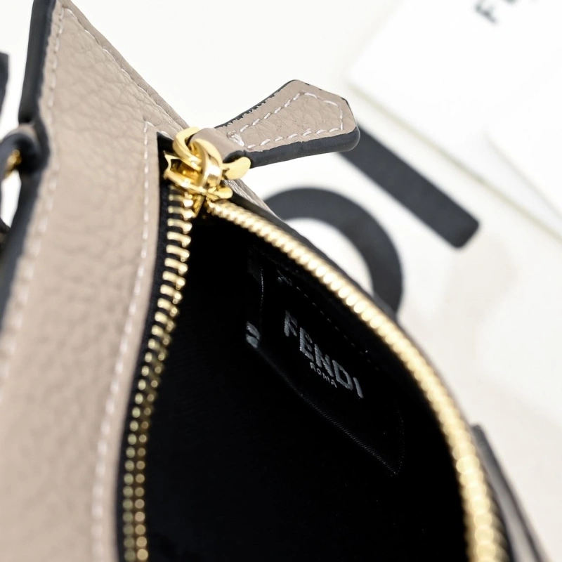 Fendi Shopping Bags 4220D-0506