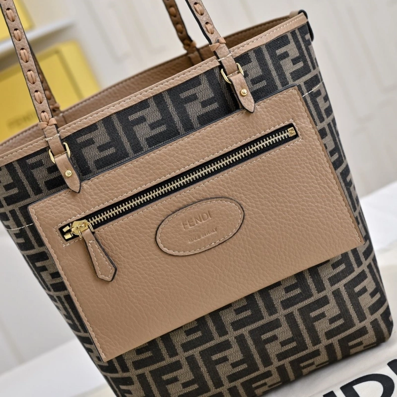 Fendi Shopping Bags 4220D-0507