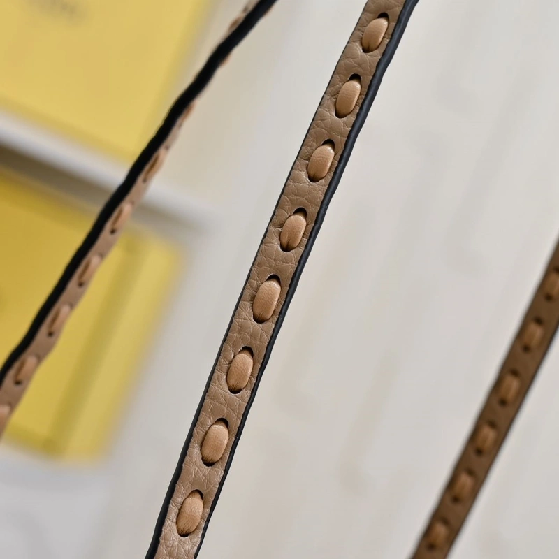 Fendi Shopping Bags 4220D-0507