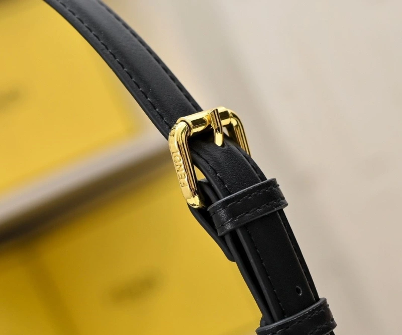 Fendi Top Handle Bags 4220D-0508