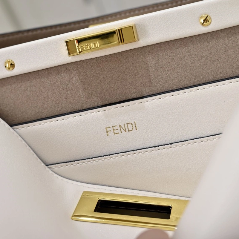 Fendi Top Handle Bags 4220D-0515