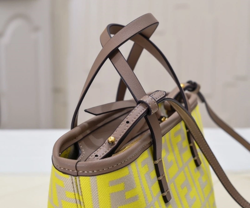 Fendi Shopping Bags 4220D-0517