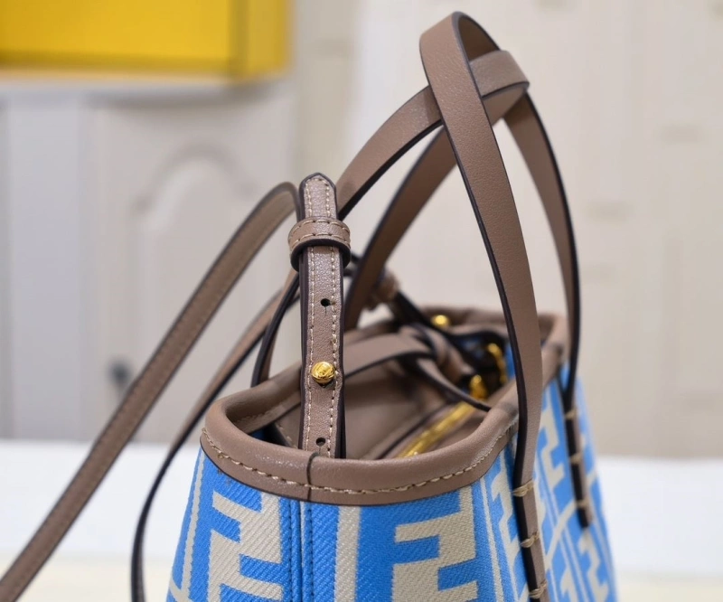 Fendi Shopping Bags 4220D-0518