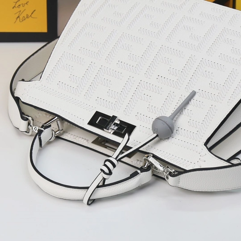 Fendi Top Handle Bags 4220D-0525