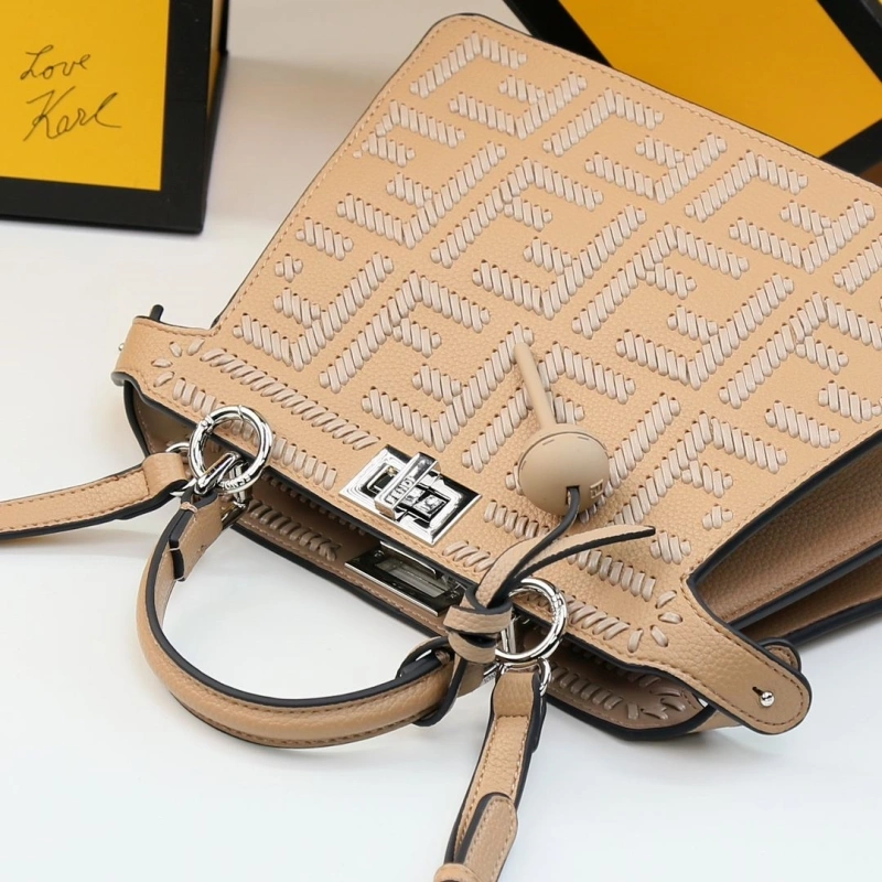 Fendi Top Handle Bags 4220D-0530