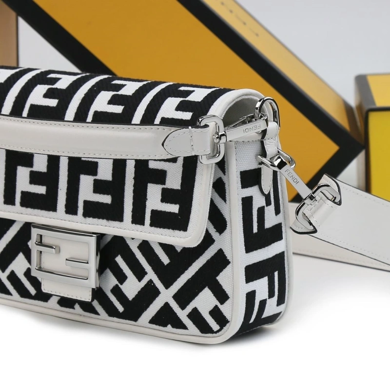 Fendi Baguette Bags 4220D-0535