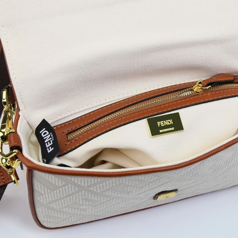 Fendi Baguette Bags 4220D-0536