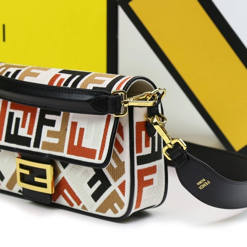 Fendi Baguette Bags 4220D-0538