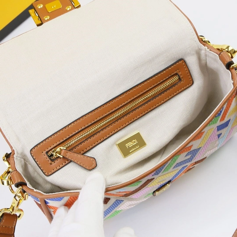 Fendi Baguette Bags 4220D-0548