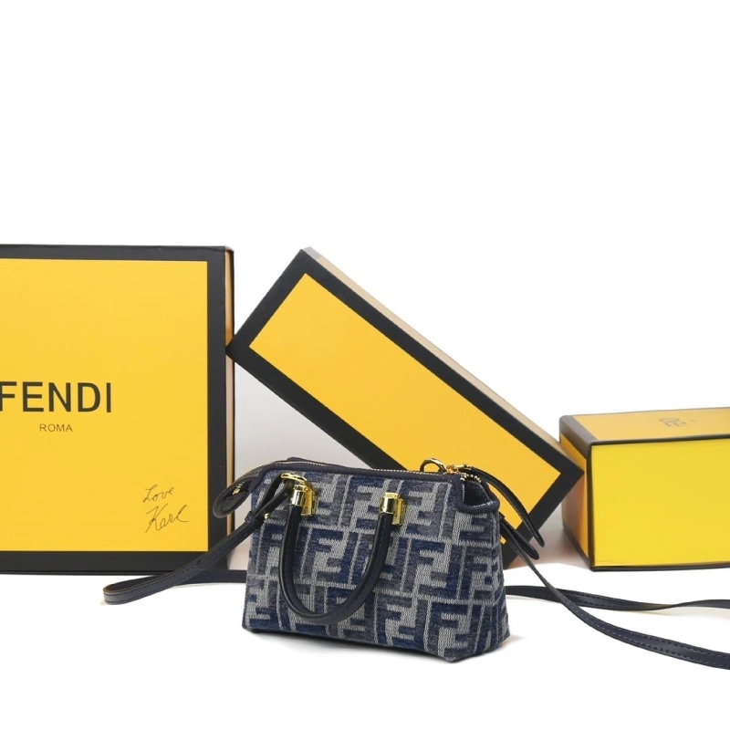 Fendi Top Handle Bags 4220D-0552
