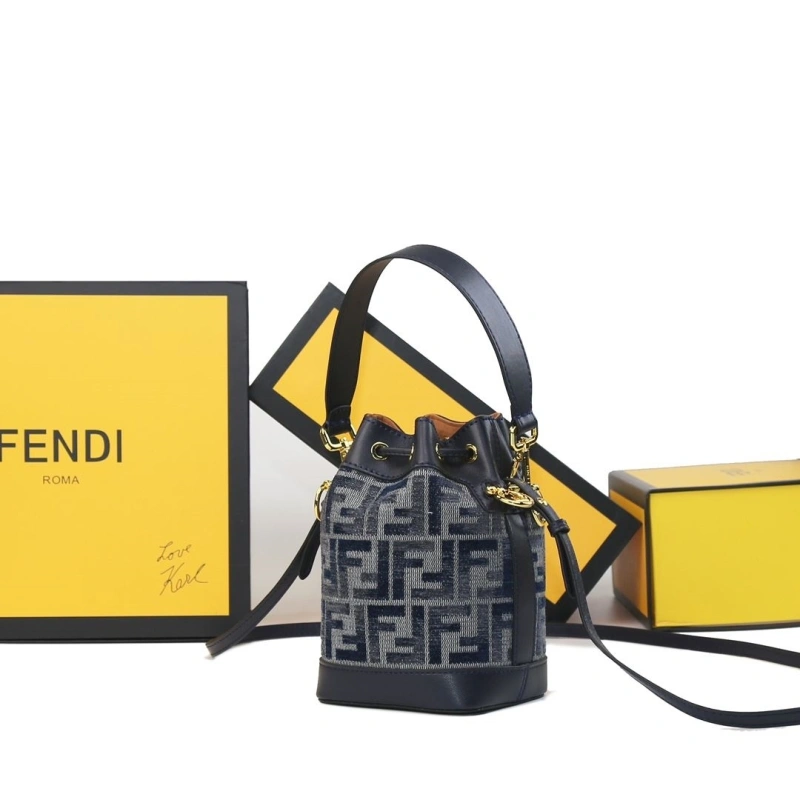 Fendi Bucket Bags 4220D-0556
