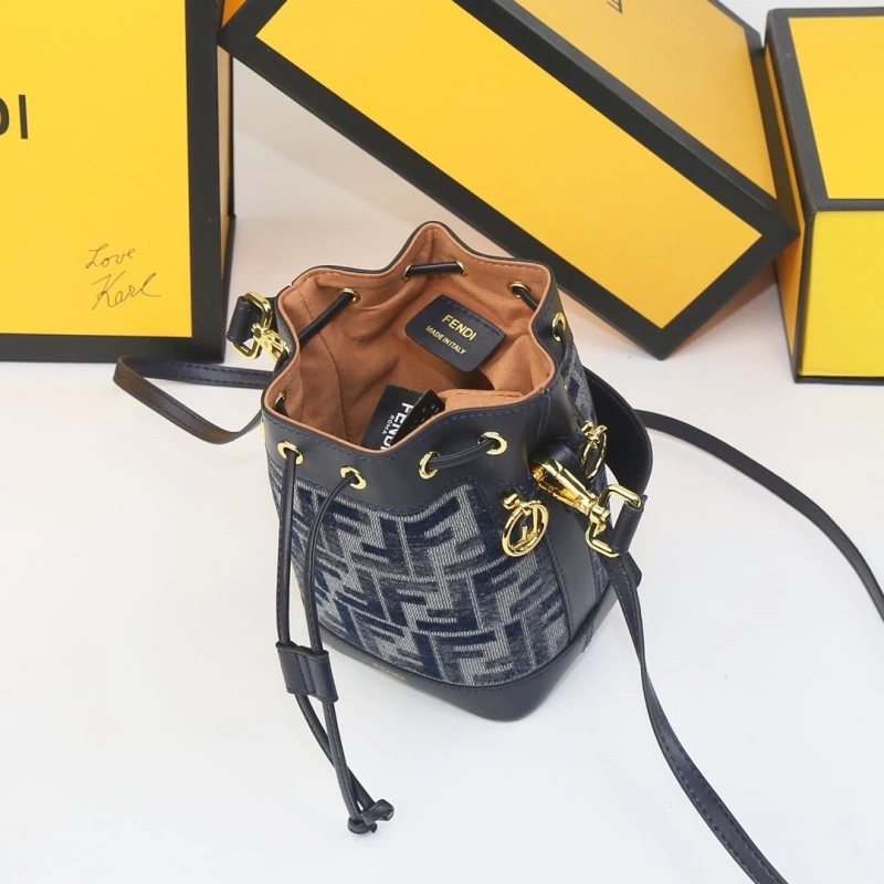 Fendi Bucket Bags 4220D-0556