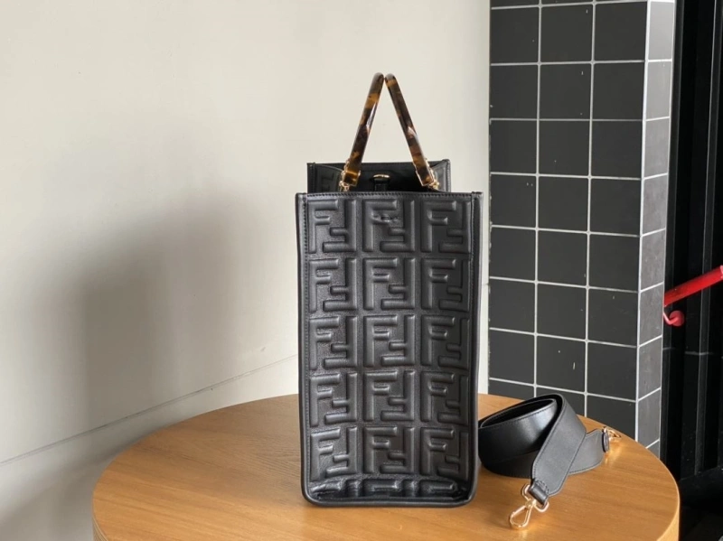 Fendi Shopping Bags 4222C-0052