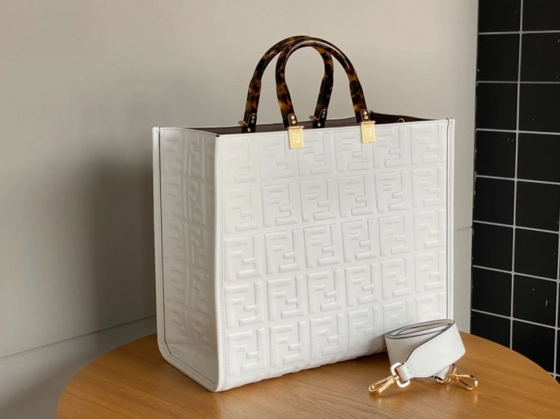 Fendi Shopping Bags 4222C-0054