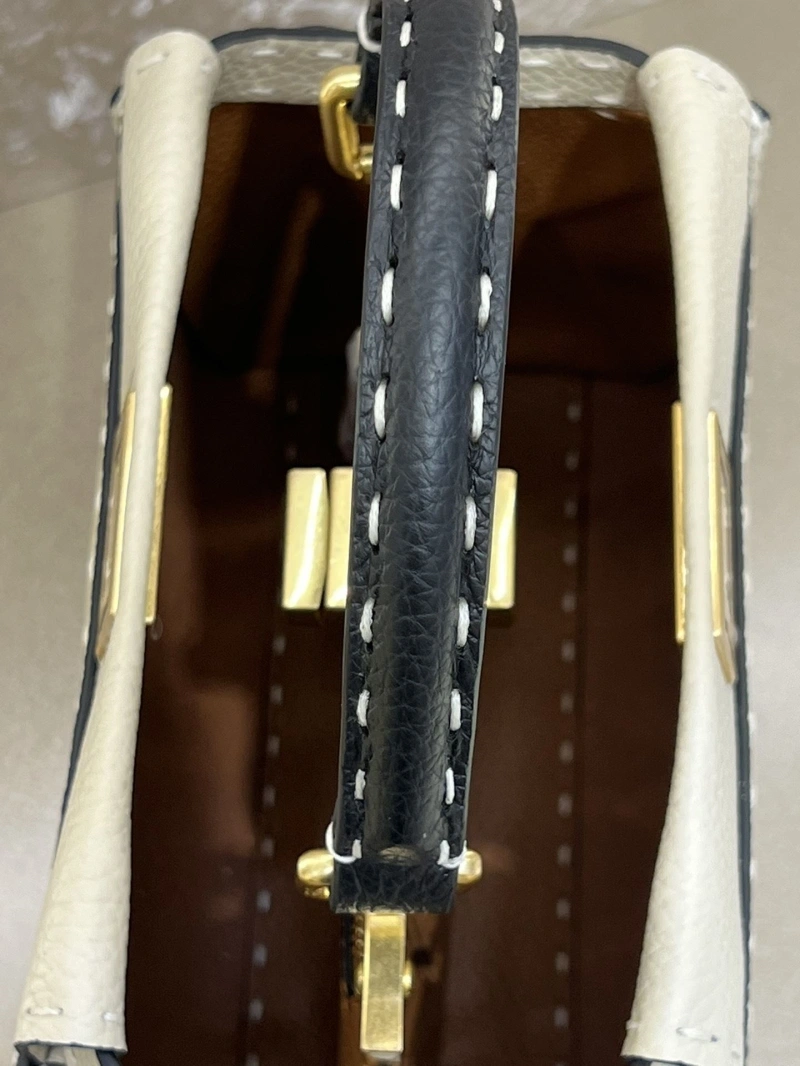 Fendi Top Handle Bags 4222C-0069