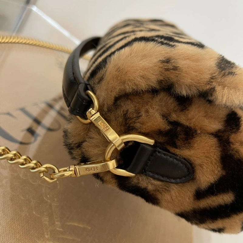 Fendi Baguette Bags 4222C-0076