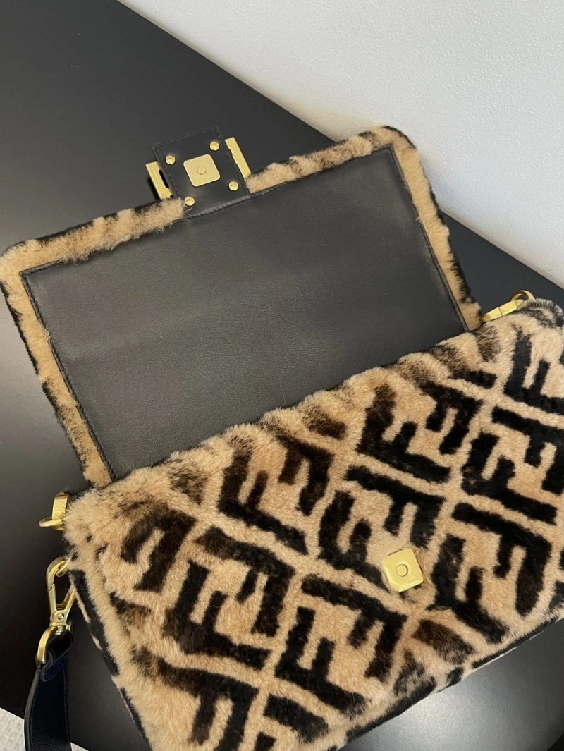 Fendi Satchel Bags 4222C-0077