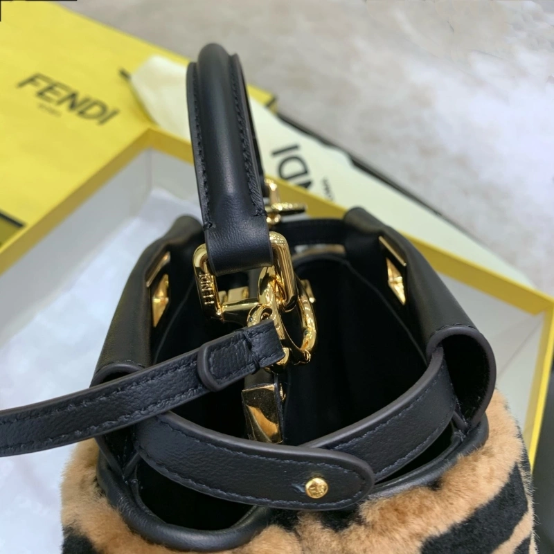 Fendi Top Handle Bags 4222C-0078